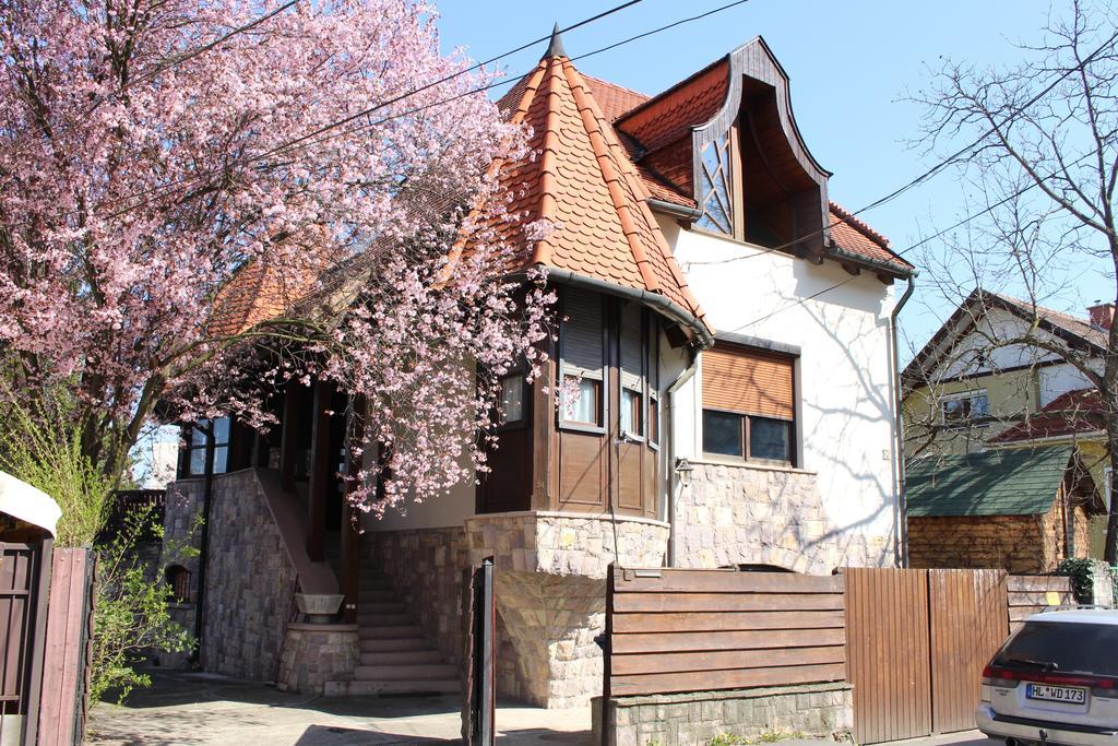 Tulipán Vendégház Miskolc Quarto foto